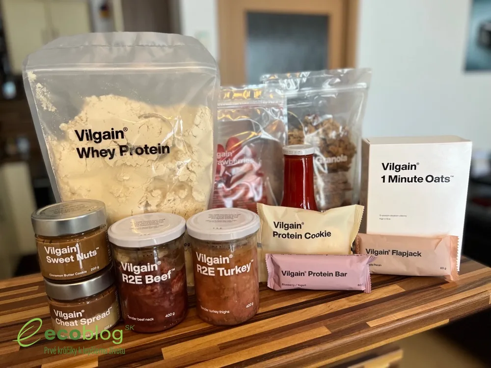 Produkty Vilgain z e-shopu Aktin rozložené na stole, test a recenzia