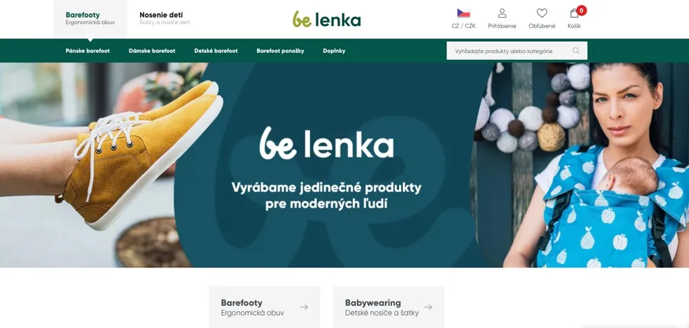 Barefoot topánky Be Lenka Black Matt z brúsenej kože položené na zemi