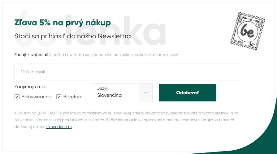 Be Lenka barefoot topánky pri chôdzi mestom po asfalte