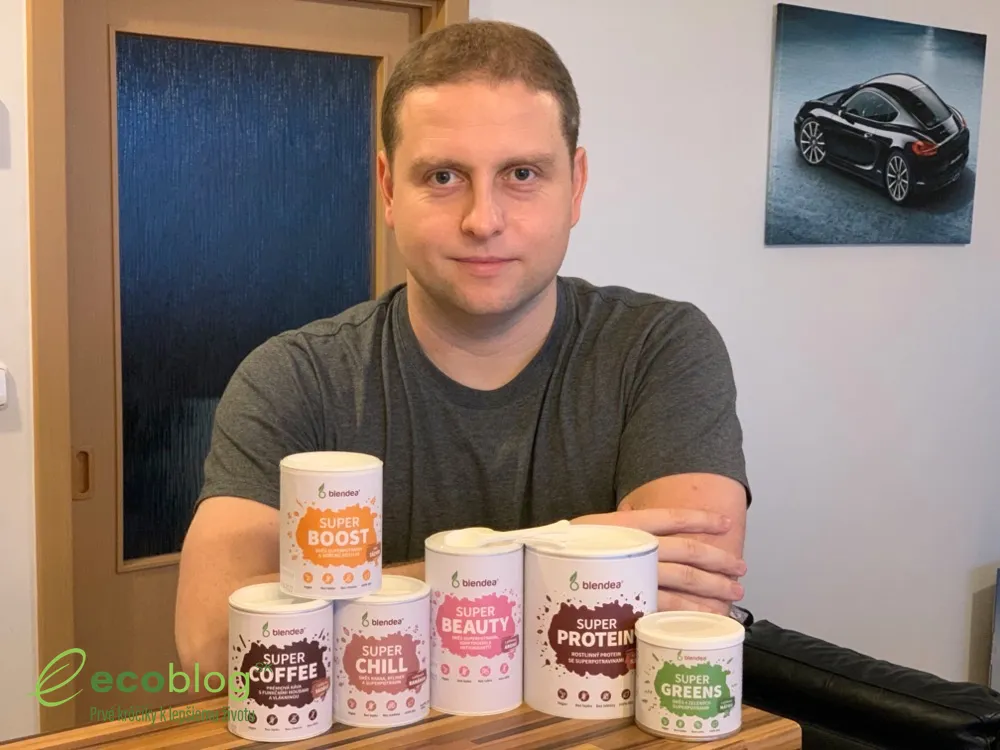 Trojica testovaných produktov Blendea rozložená na stole