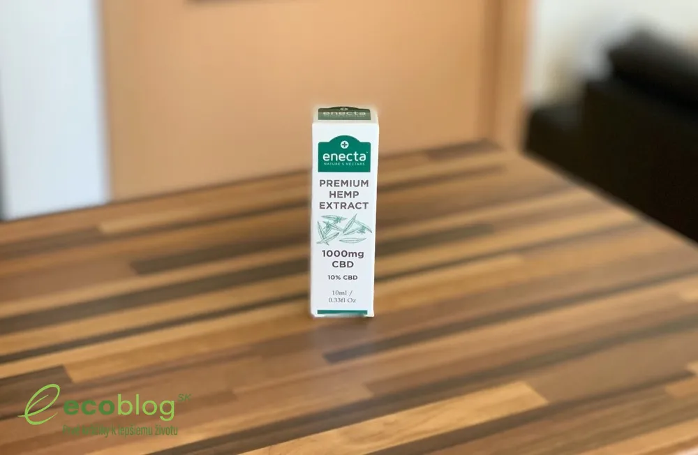 Aplikácia kvapiek CBD oleja Enecta pod jazyk