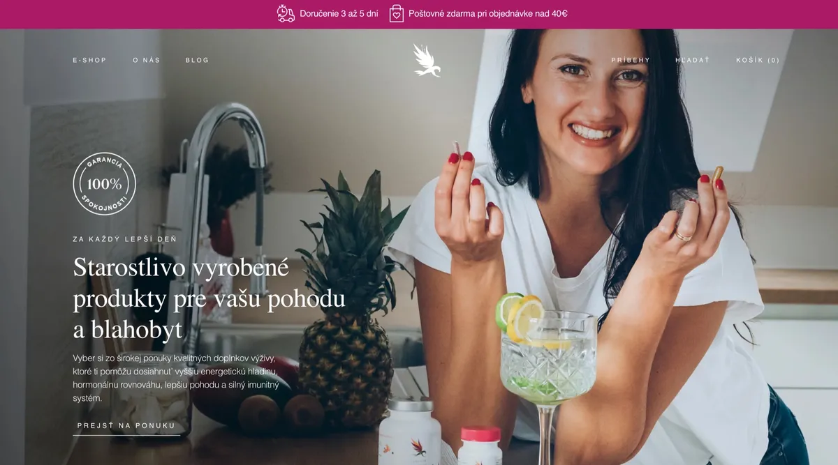 Doručené produkty Carnium Botanicals vrátane FemCARE na stole