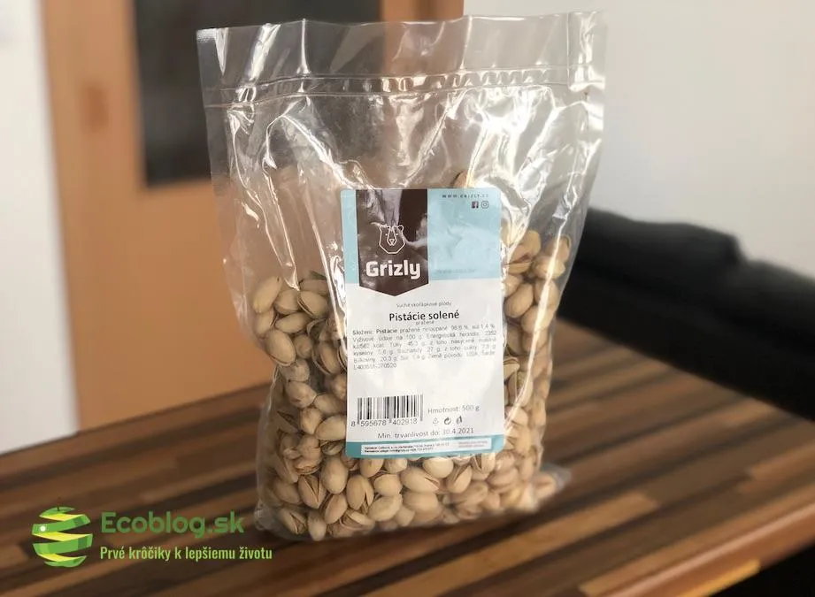 Pomletá zrnková Arabica Grizly pripravená na prípravu kávy