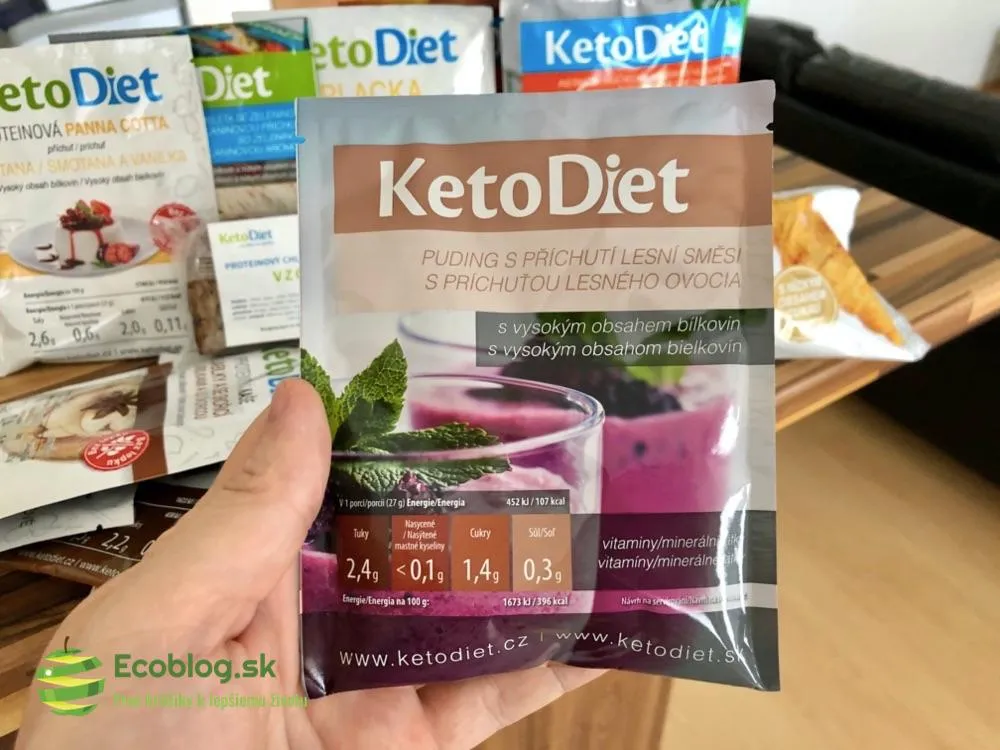 Proteínové tyčinky KetoDiet s rôznymi príchuťami