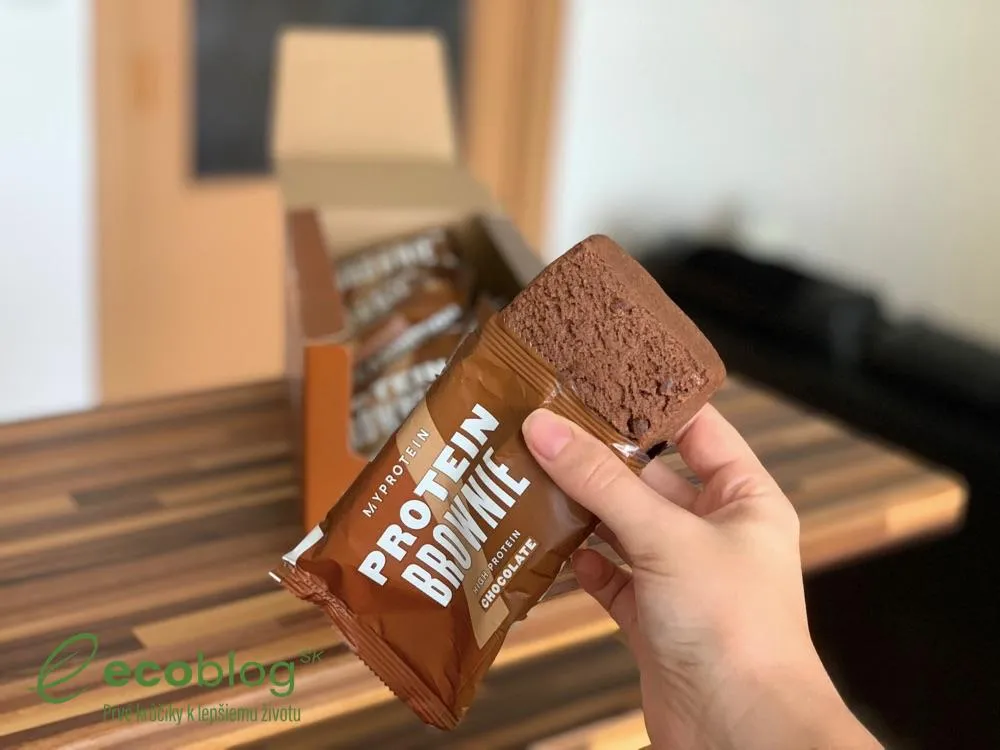 Proteínové brownie Myprotein zbalené na cesty