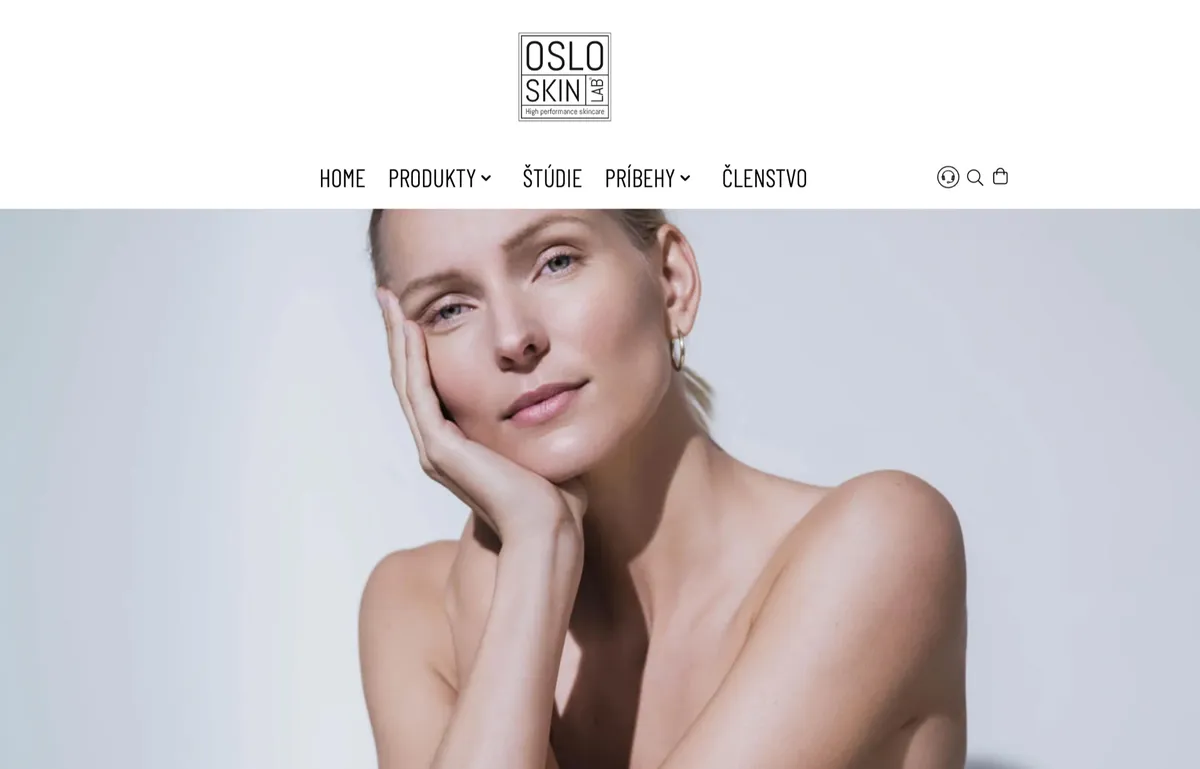 Kolagénový prášok Oslo Skin Lab rozmiešaný do nápoja