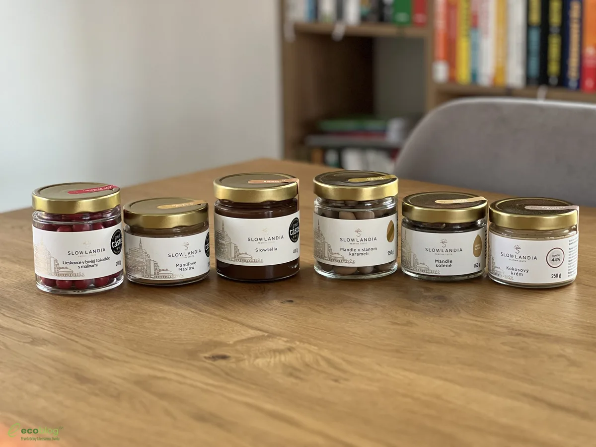 Produkty Slowlandia: orechy, orechové maslá a krémy pripravené na test